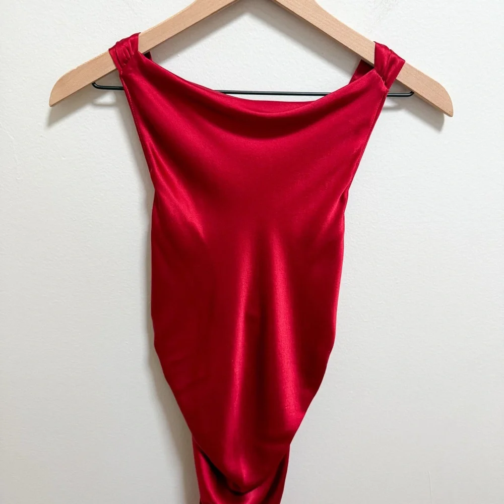 Reformation Cassette high neck cowl silk red dress sangre red NWT Size 6 formal - Picture 3 of 16